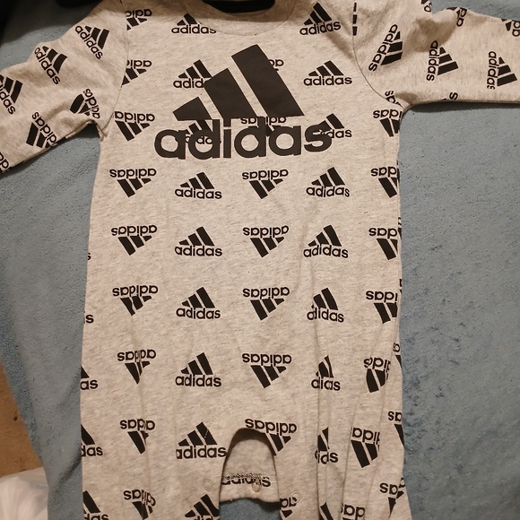 Nwot Baby Adidas romper size 9m - Picture 6 of 12